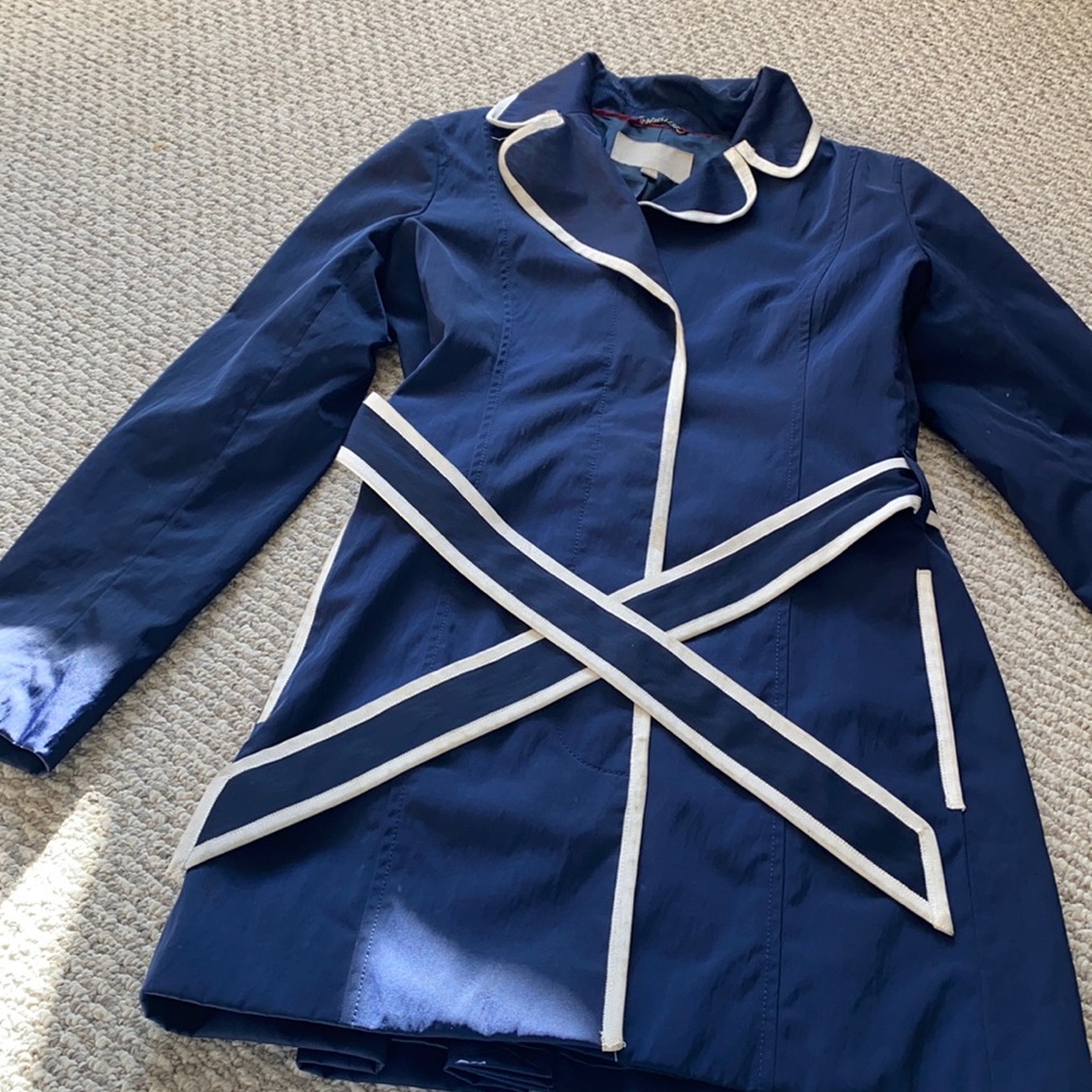 Navy blue banana republic trench coat. Size small.